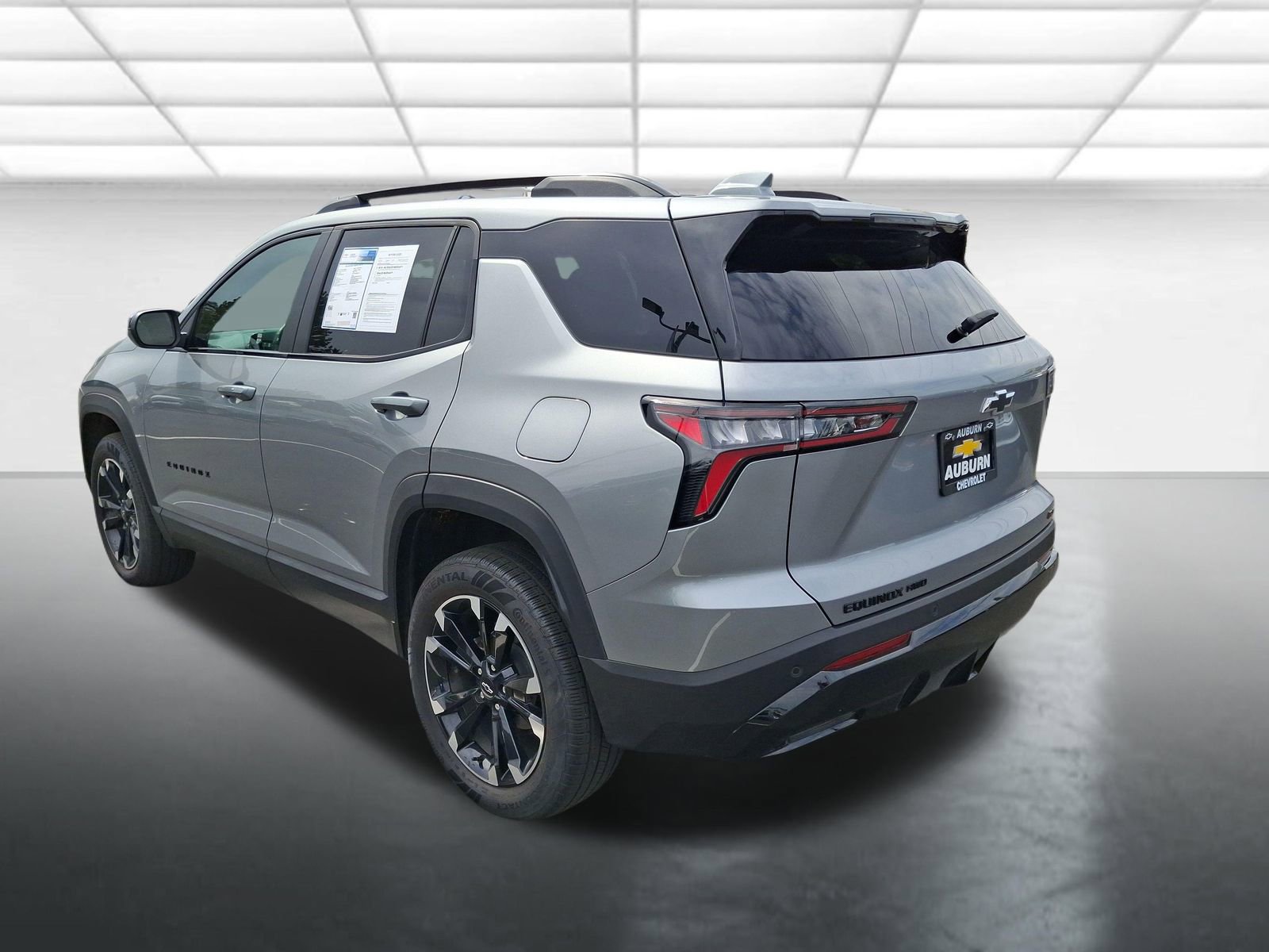 Used 2025 Chevrolet Equinox RS w/ Convenience Package III image 5