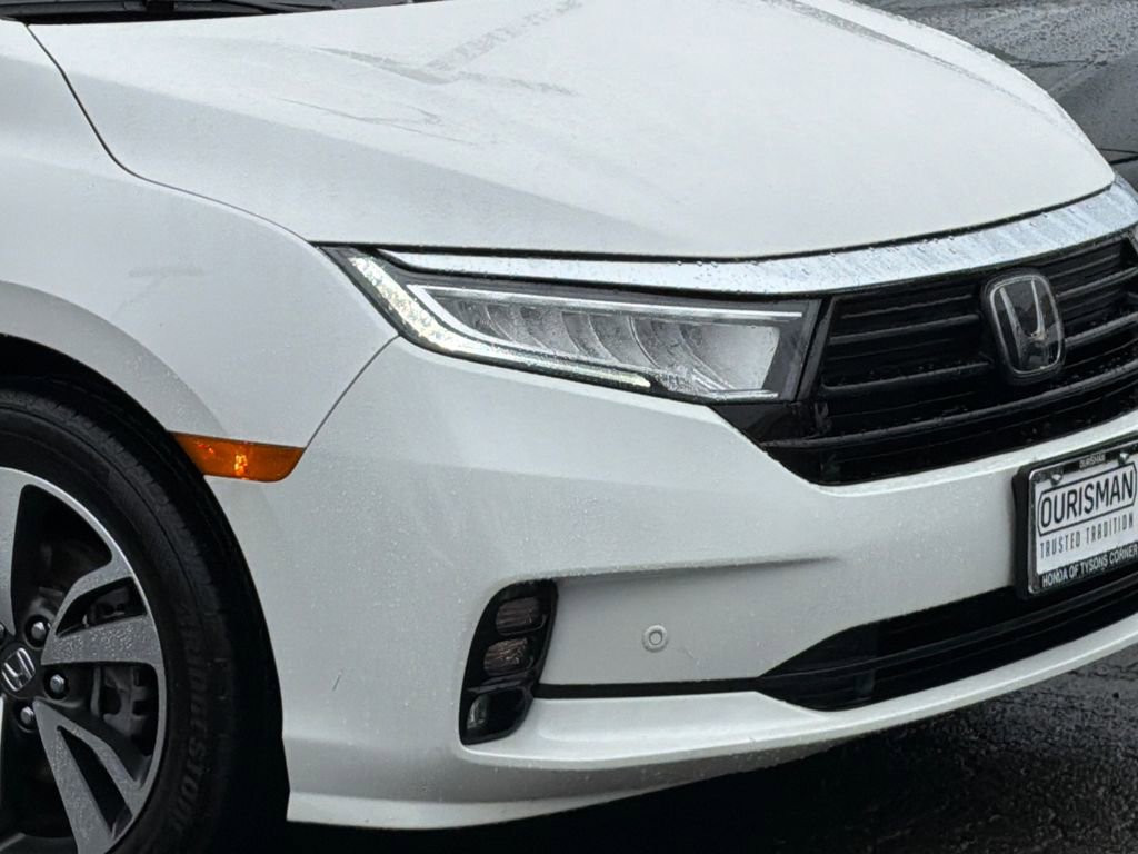 Used 2024 Honda Odyssey Touring image 2
