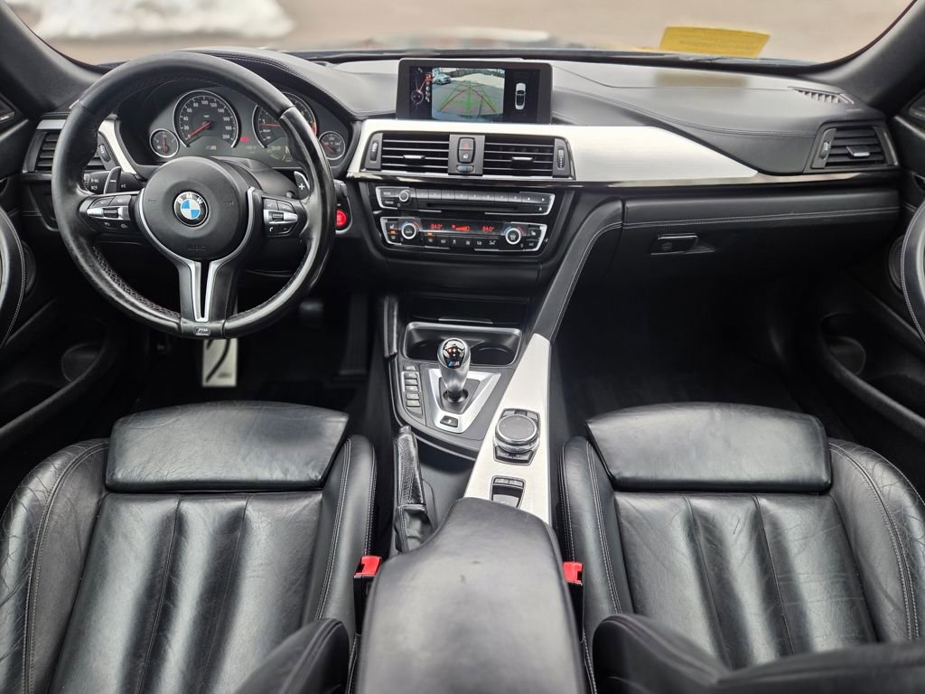 Used 2015 BMW M4 Convertible image 13