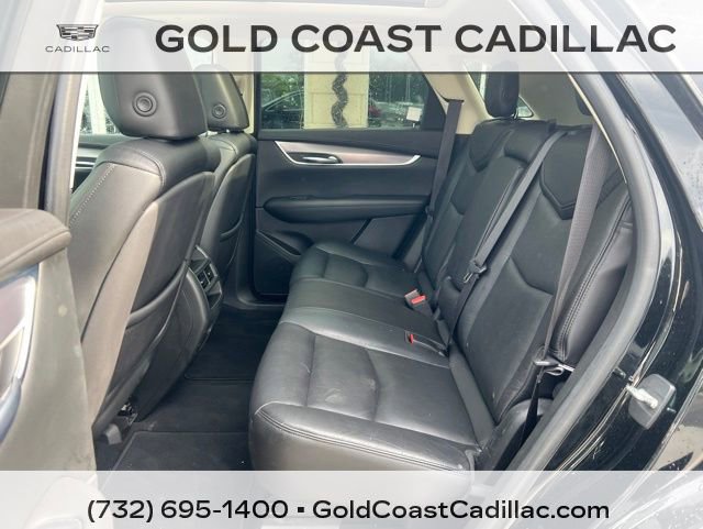 Used 2017 Cadillac XT5 Luxury w/ LPO, Wheel Lock Package AWD/4WD image 8