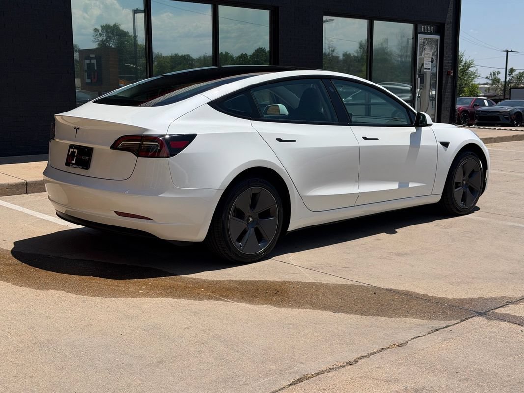 Used 2023 Tesla Model 3 Standard Range RWD image 12