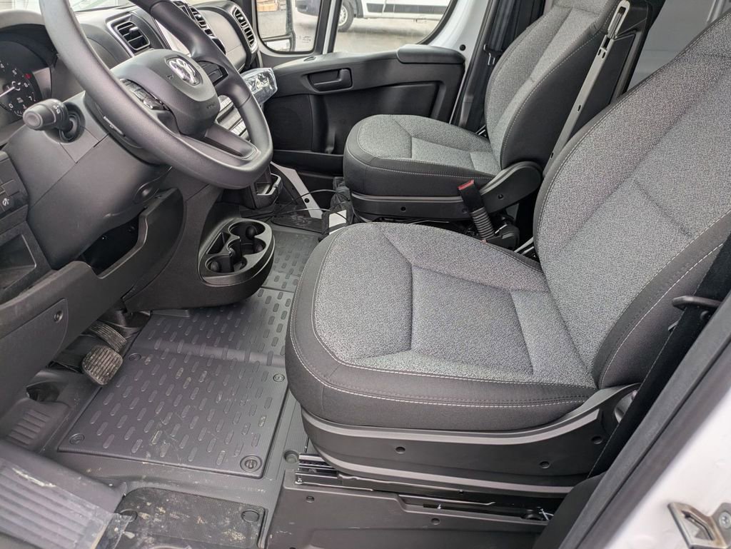 Used 2024 RAM ProMaster 2500 FWD image 16