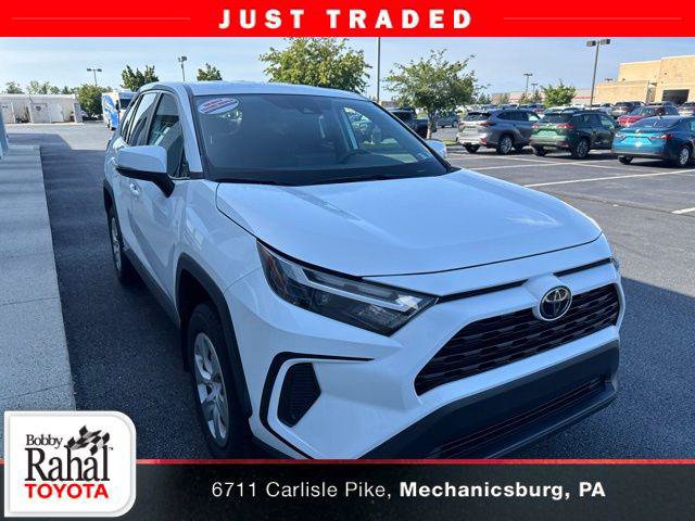 Certified 2023 Toyota RAV4 LE AWD/4WD image 3