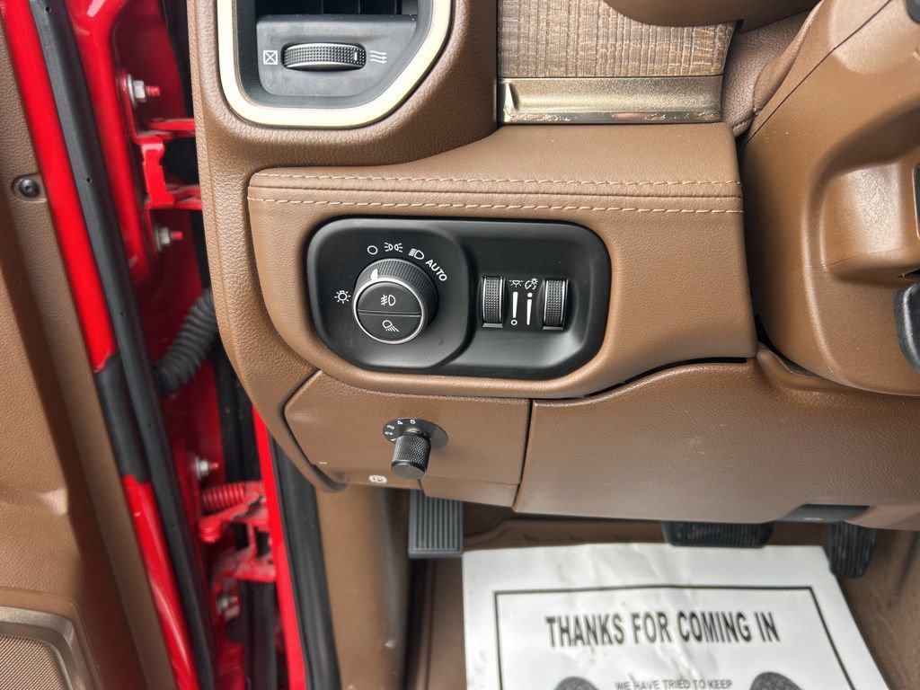 Used 2020 RAM 3500 Limited image 10