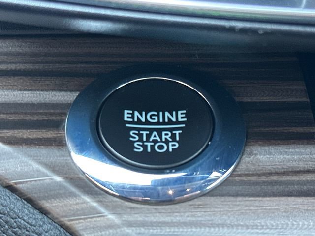 Used 2022 Ford Explorer Limited w/ Class IV Trailer Tow Package image 37