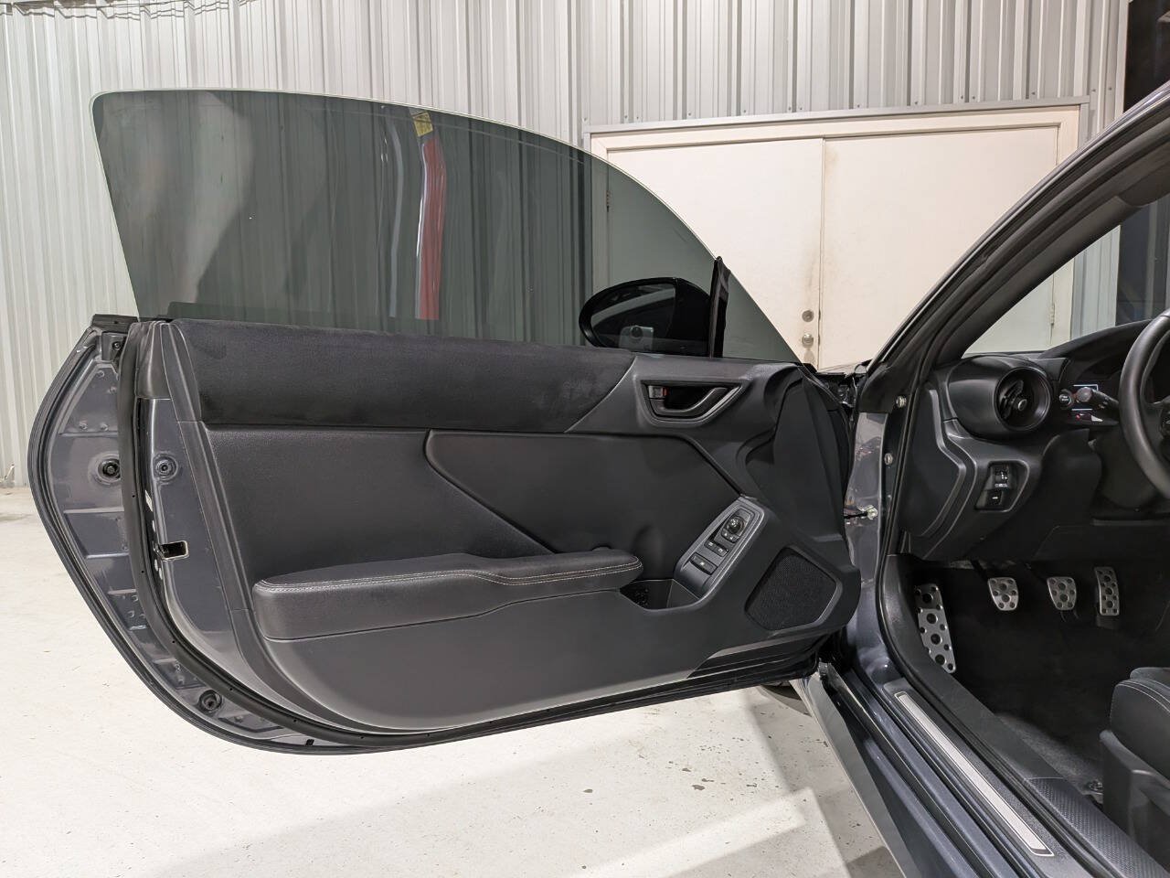 Used 2024 Toyota GR86 Premium RWD image 16