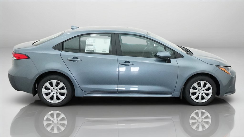 New 2027 Toyota Corolla LE FWD image 14