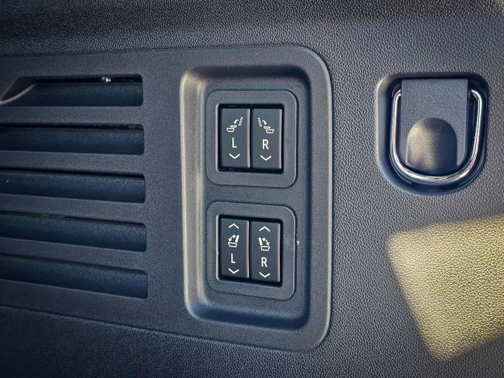 New 2026 Buick Enclave Preferred w/ Power Package image 39