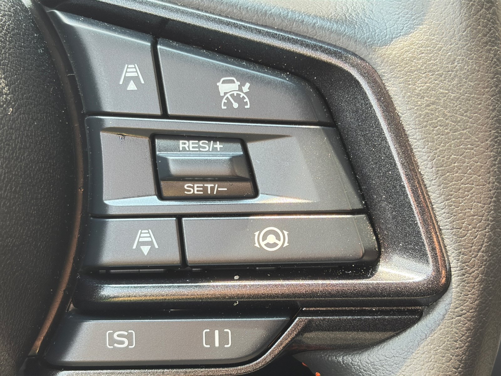 Certified 2025 Subaru Crosstrek 2.5i Limited AWD/4WD image 18