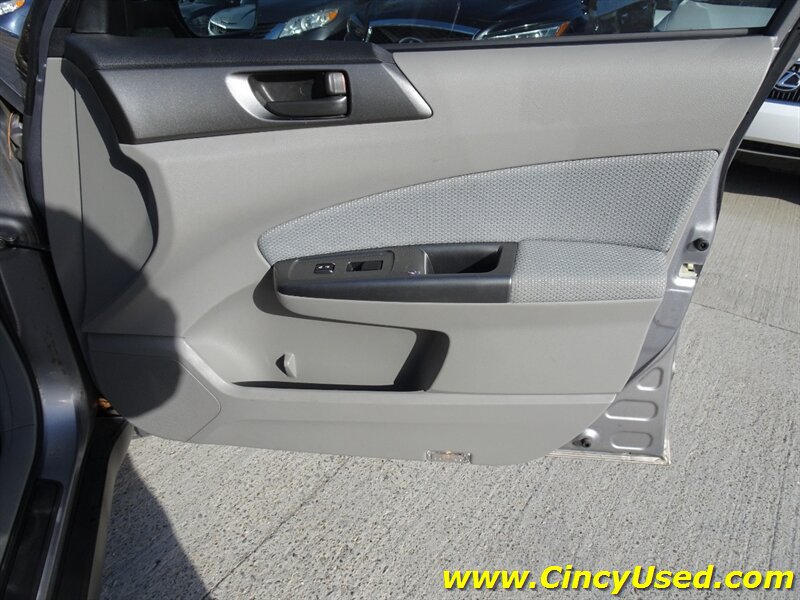 Used 2011 Subaru Forester 2.5X AWD/4WD image 27