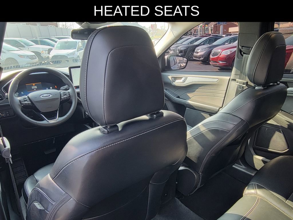 Used 2023 Ford Escape Platinum image 12