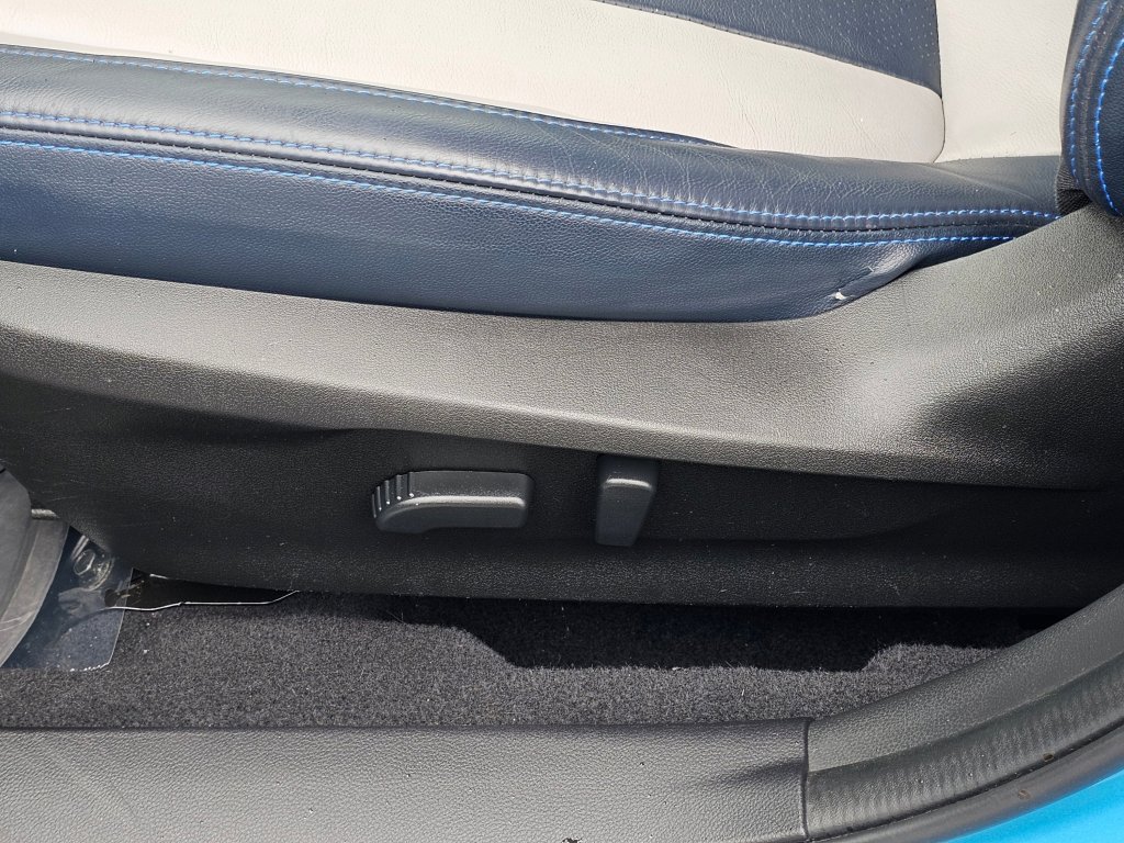 Used 2020 Subaru Crosstrek Hybrid image 29