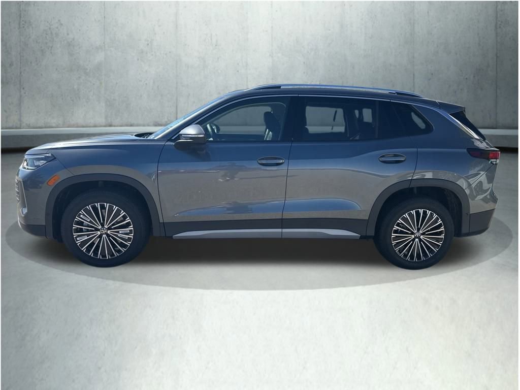 New 2025 Volkswagen Tiguan S image 2