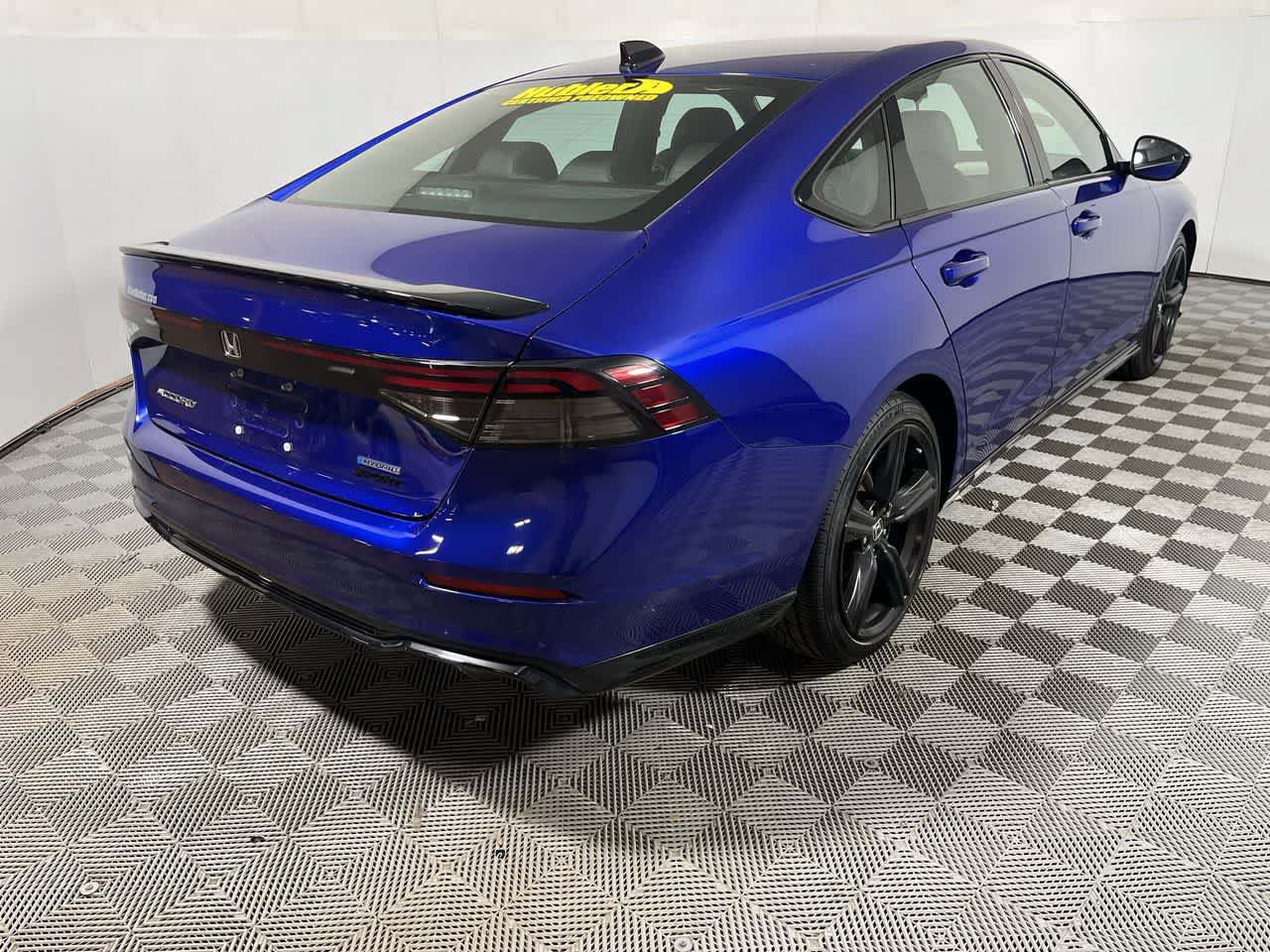 Used 2023 Honda Accord Sport image 8