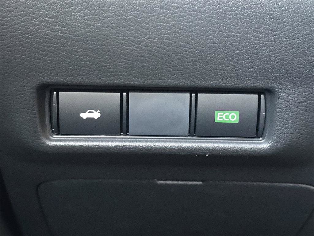 New 2027 Nissan Sentra S w/ Floor Mat Package FWD image 12