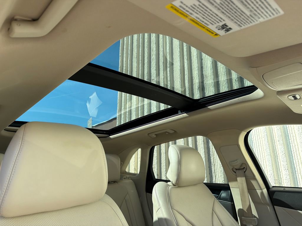 Used 2016 Lincoln MKC Reserve image 14