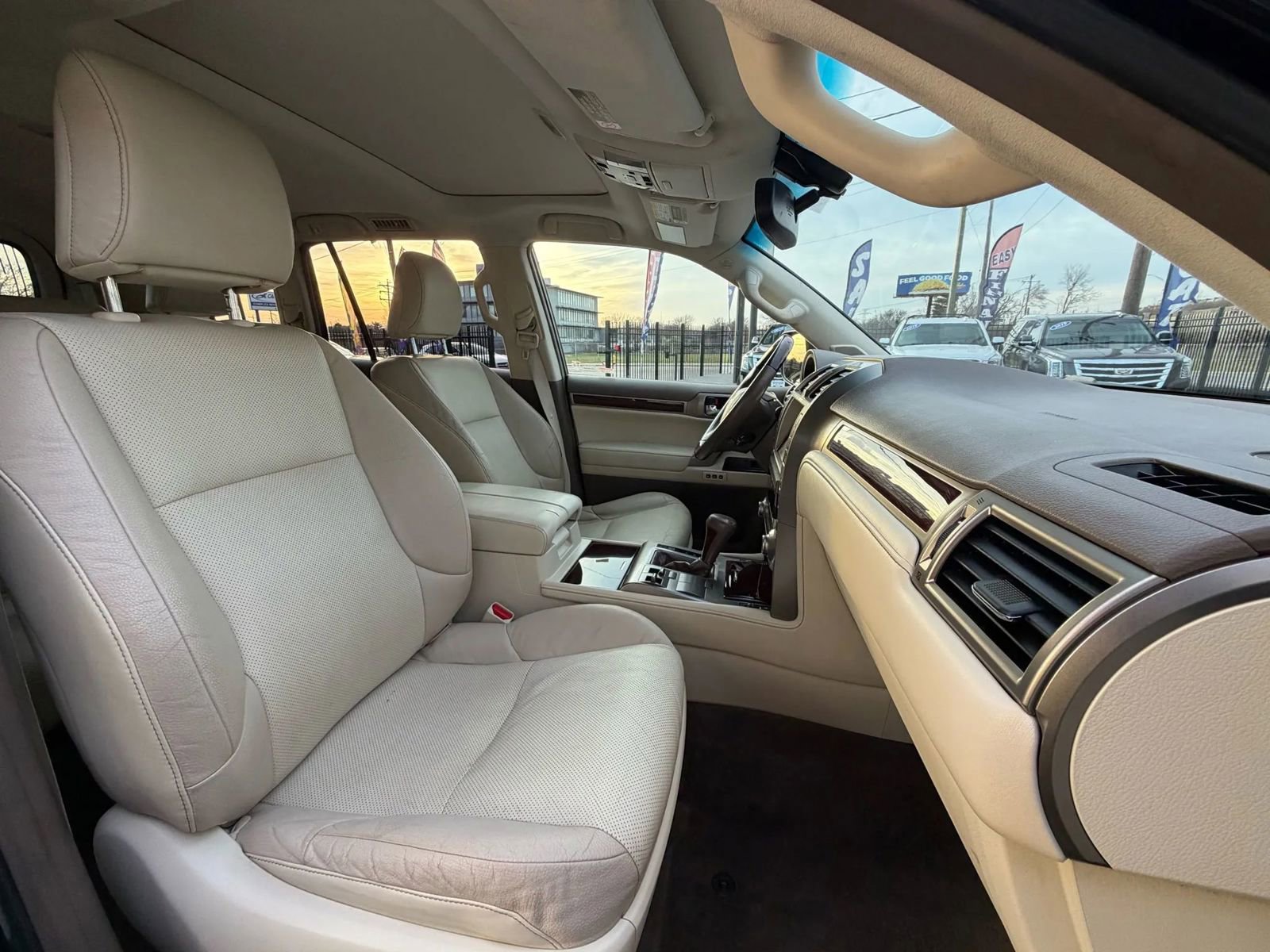 Used 2018 Lexus GX 460 Premium w/ Premium Package image 35