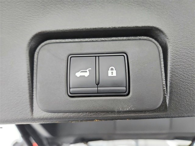 Used 2023 Nissan Rogue SV w/ SV Premium B Package image 40