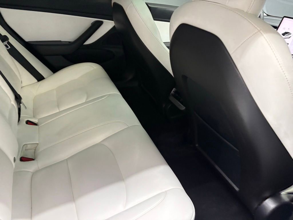 Used 2020 Tesla Model 3 Standard Range Plus RWD image 38