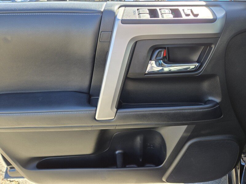 Used 2019 Toyota 4Runner SR5 Premium AWD/4WD image 17