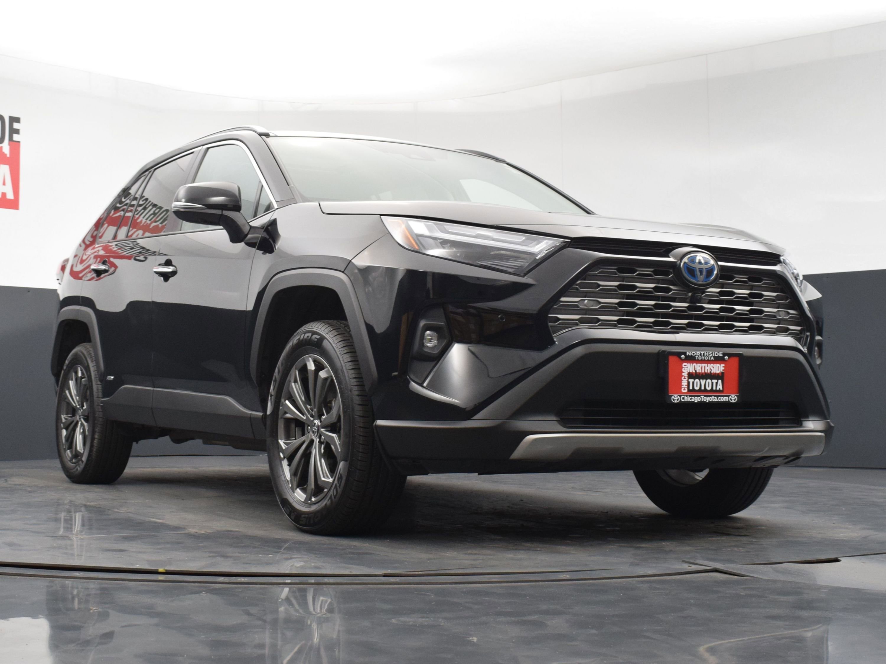 Used 2024 Toyota RAV4 Limited w/ Advanced Technology Package AWD/4WD image 38