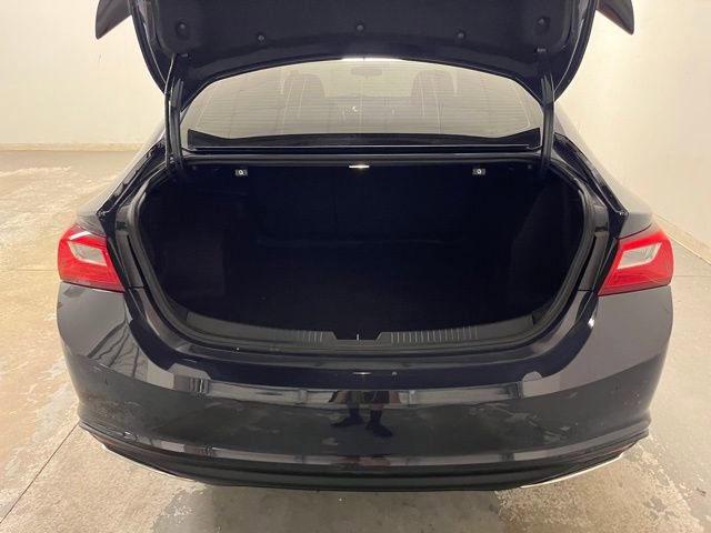 Used 2025 Chevrolet Malibu RS image 6