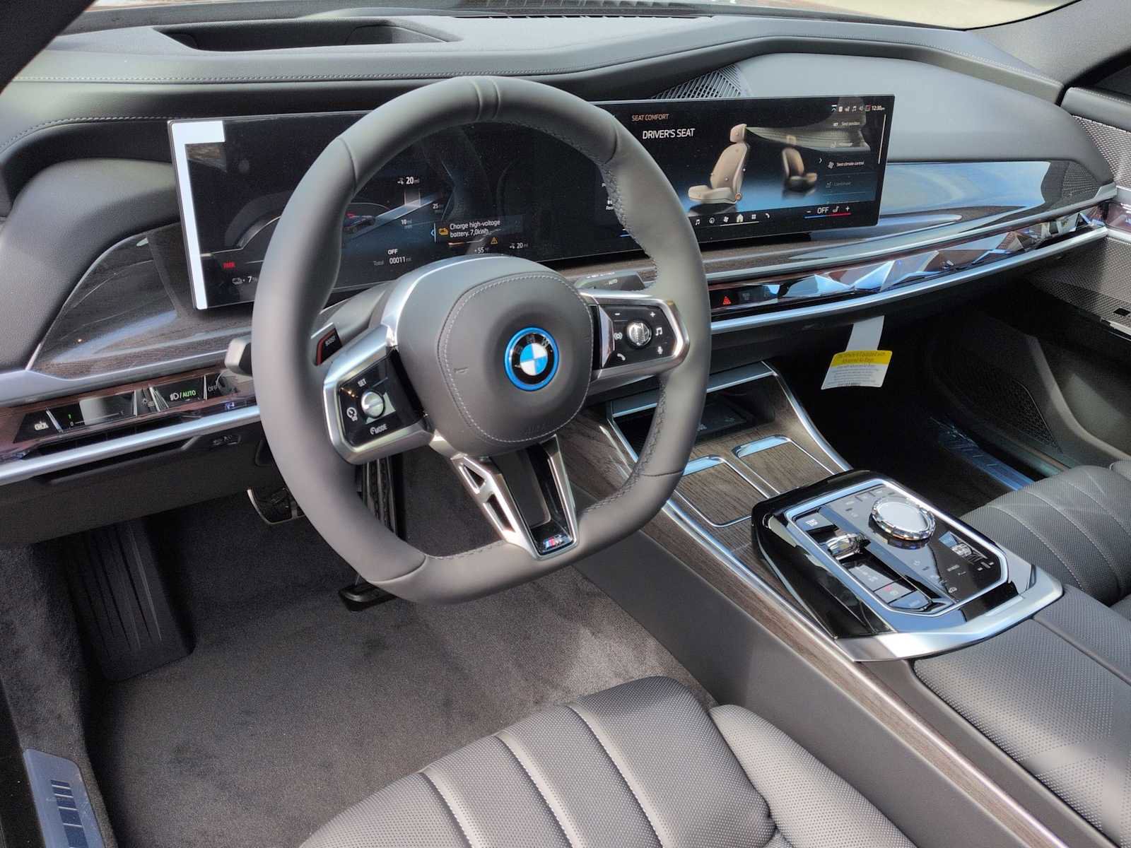 New 2026 BMW i7 xDrive60 w/ Executive Package image 10