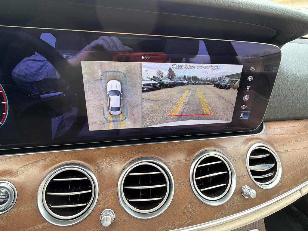 Used 2021 Mercedes-Benz E 350 4MATIC Sedan image 14