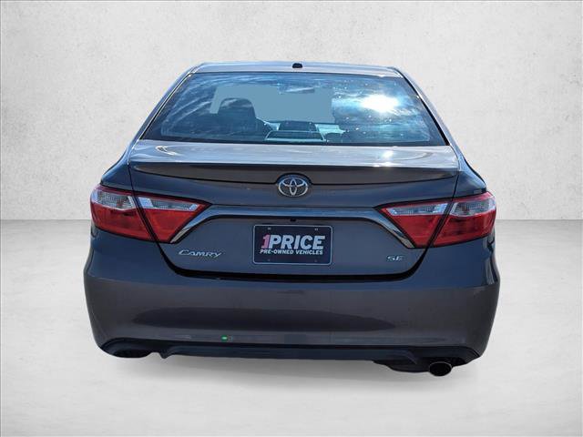 Used 2015 Toyota Camry SE image 6