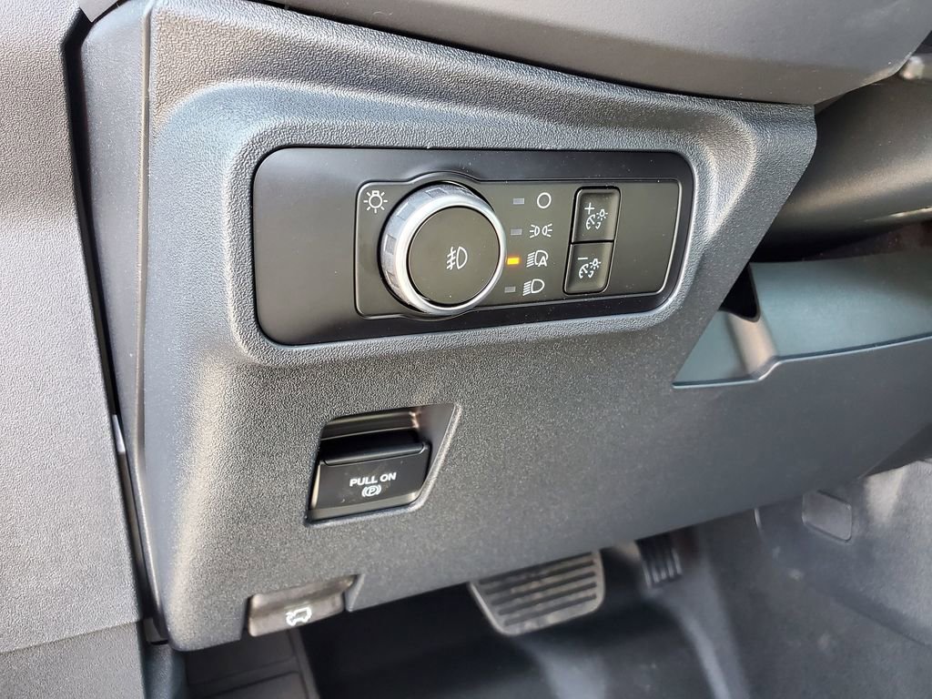 New 2025 Ford Bronco Badlands image 11