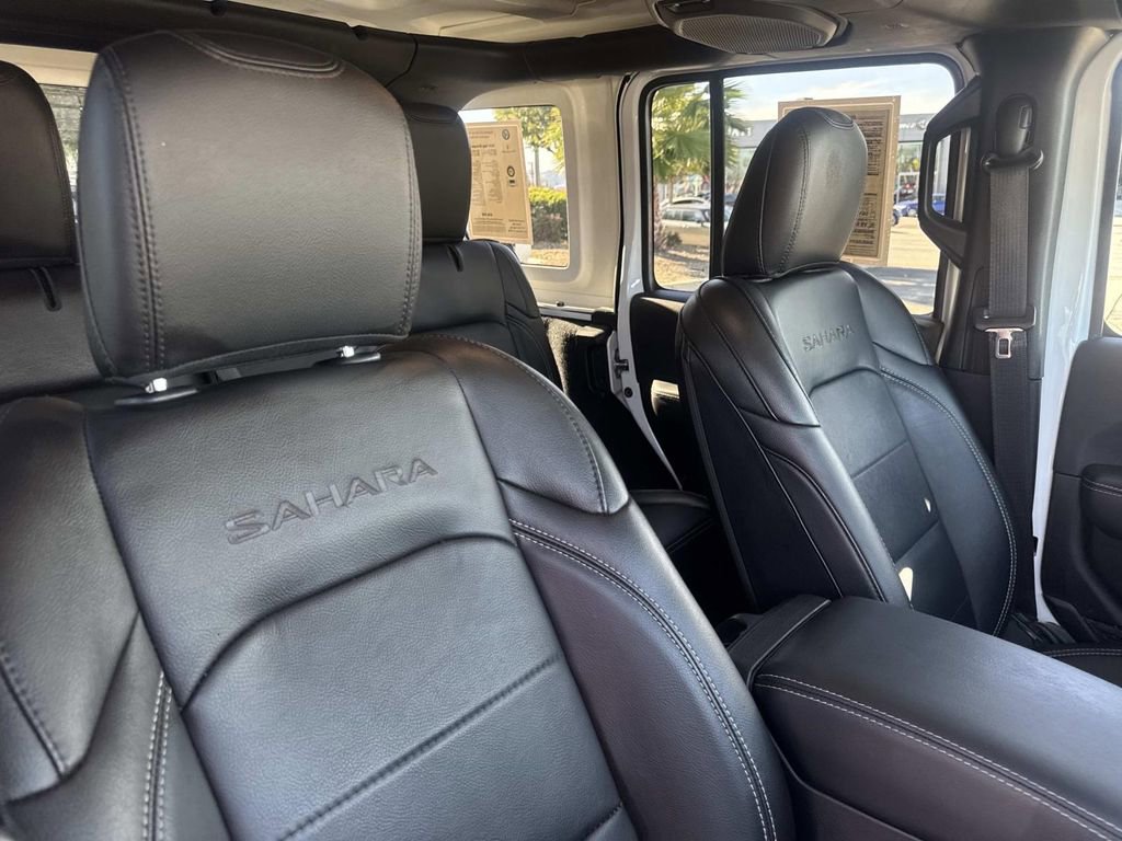 Used 2023 Jeep Wrangler Sahara w/ LED Lighting Group image 28