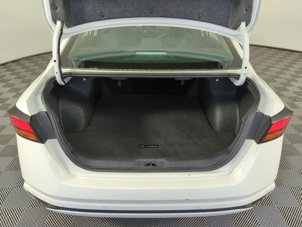 Used 2025 Nissan Altima 2.5 SV image 29