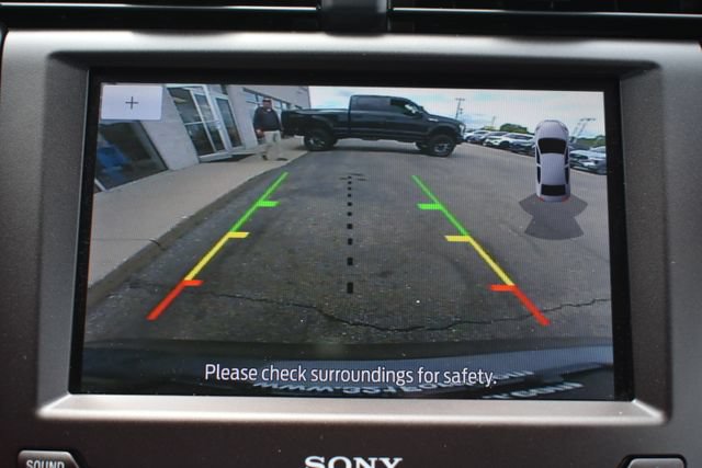 Used 2019 Ford Fusion Energi Titanium FWD image 31