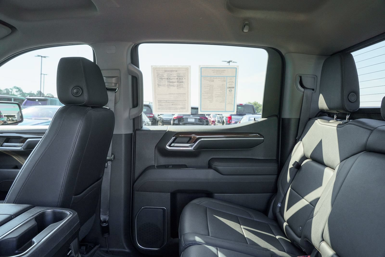 Used 2022 Chevrolet Silverado 1500 LT Trail Boss w/ LT Trail Boss Premium Package AWD/4WD image 22