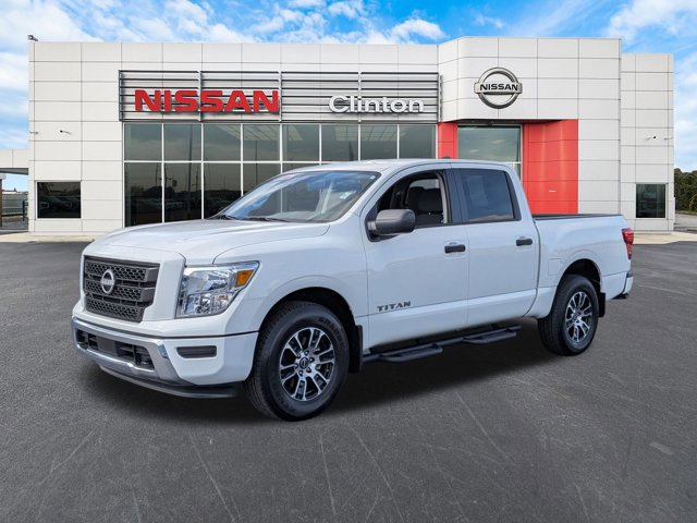 Certified 2024 Nissan Titan SV w/ Accessory Utility Package AWD/4WD image 3