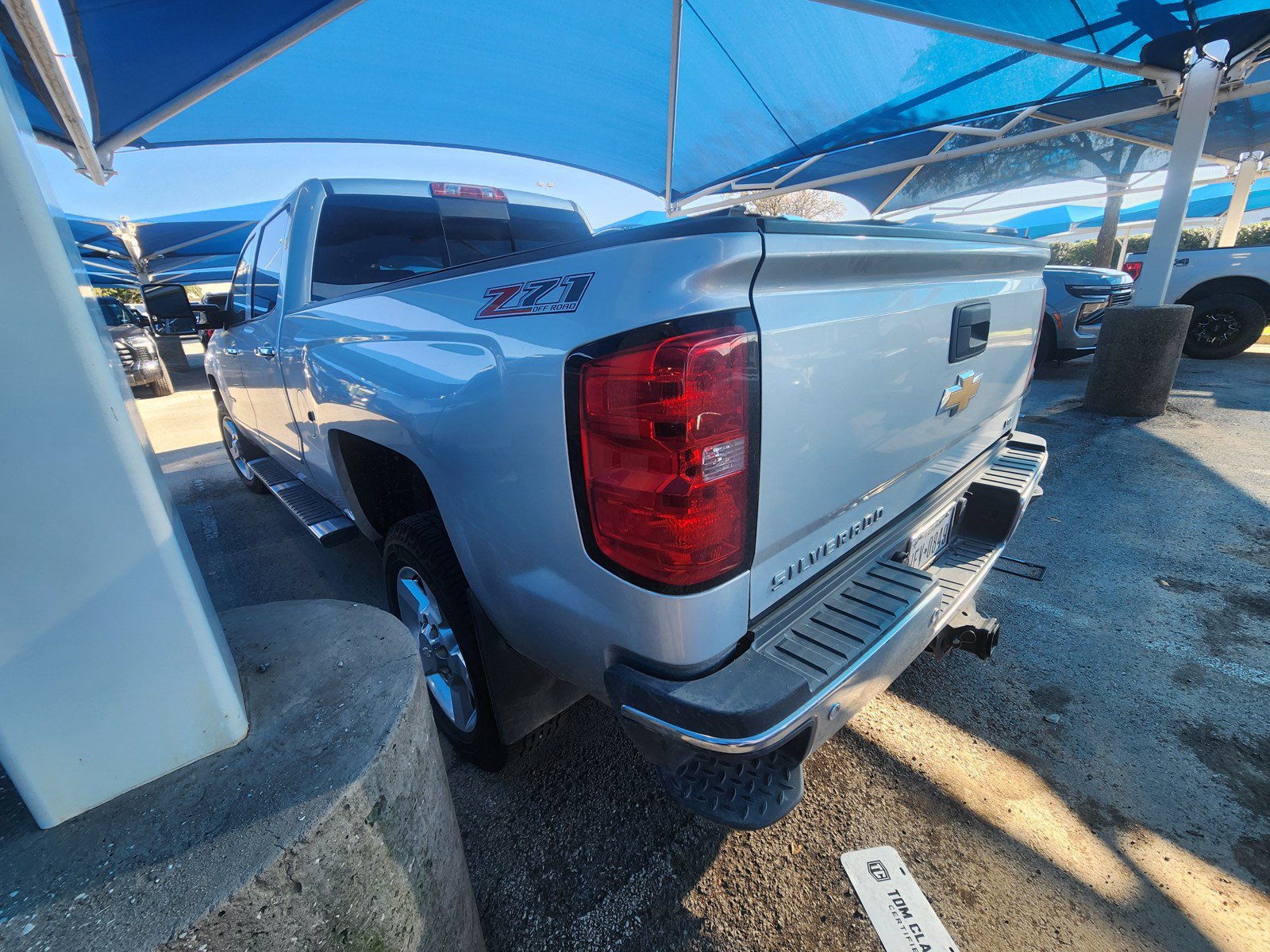 Used 2016 Chevrolet Silverado 2500 LTZ w/ Duramax Plus Package AWD/4WD image 3