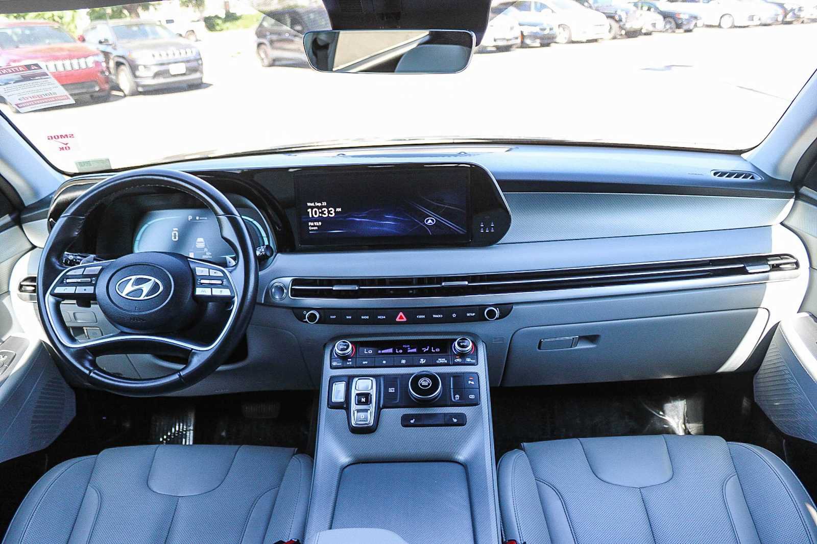 Used 2025 Hyundai Palisade SEL FWD image 12