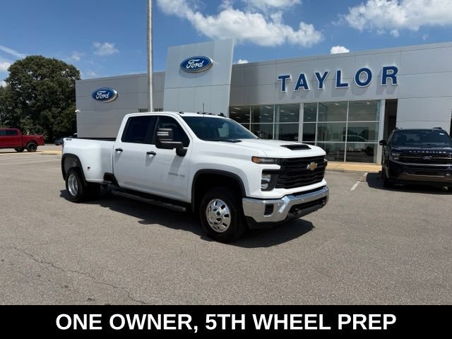 Used 2025 Chevrolet Silverado 3500 W/T