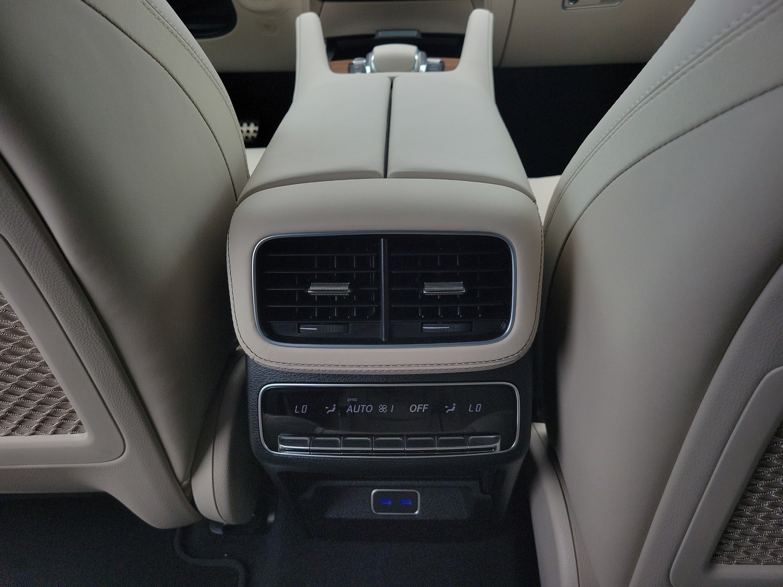 New 2026 Mercedes-Benz GLS 63 AMG 4MATIC image 11