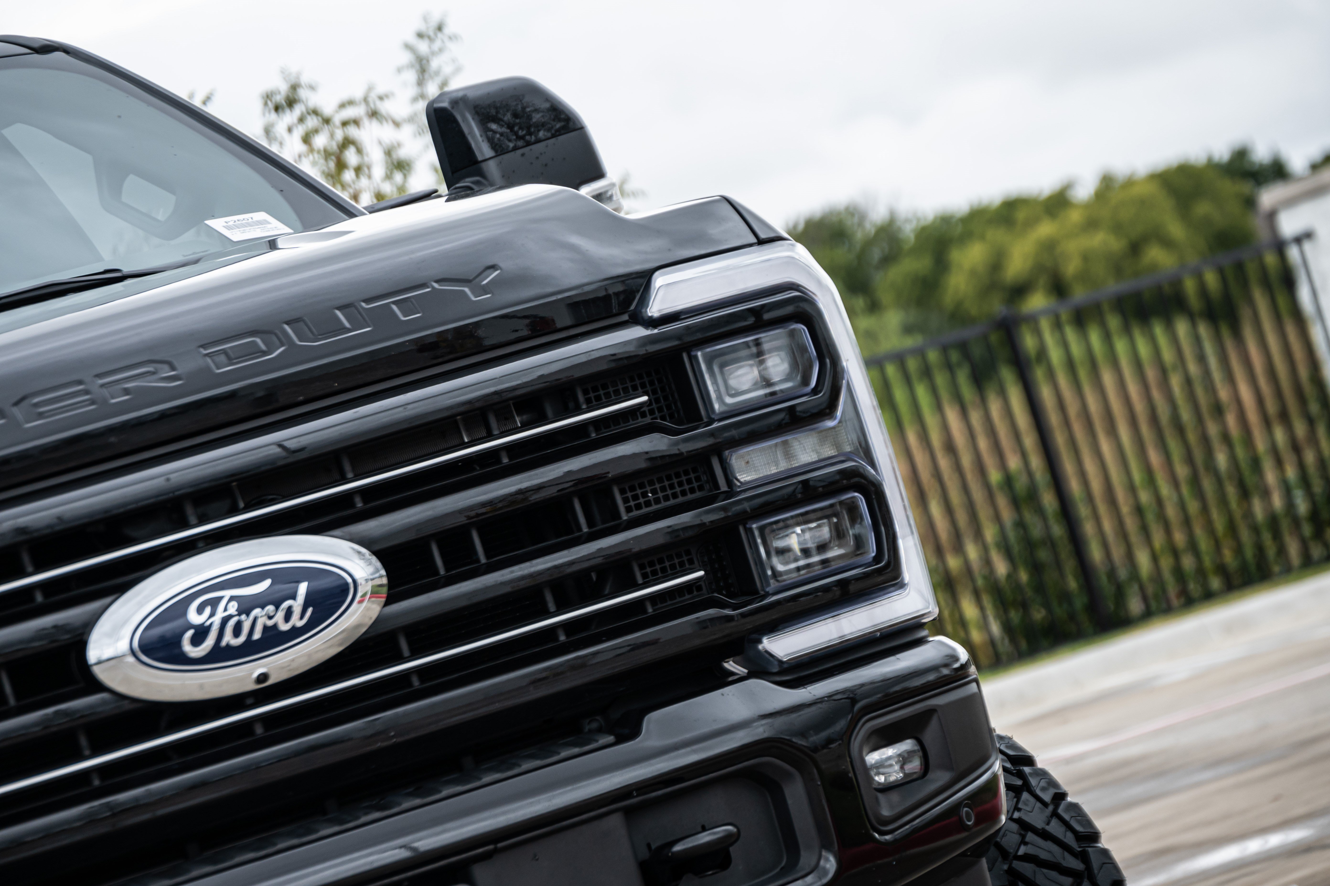 Used 2026 Ford F250 Platinum AWD/4WD image 8