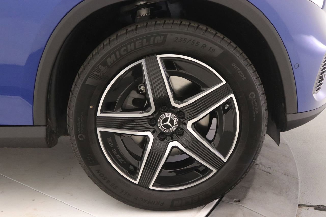 New 2026 Mercedes-Benz GLC 300 image 14