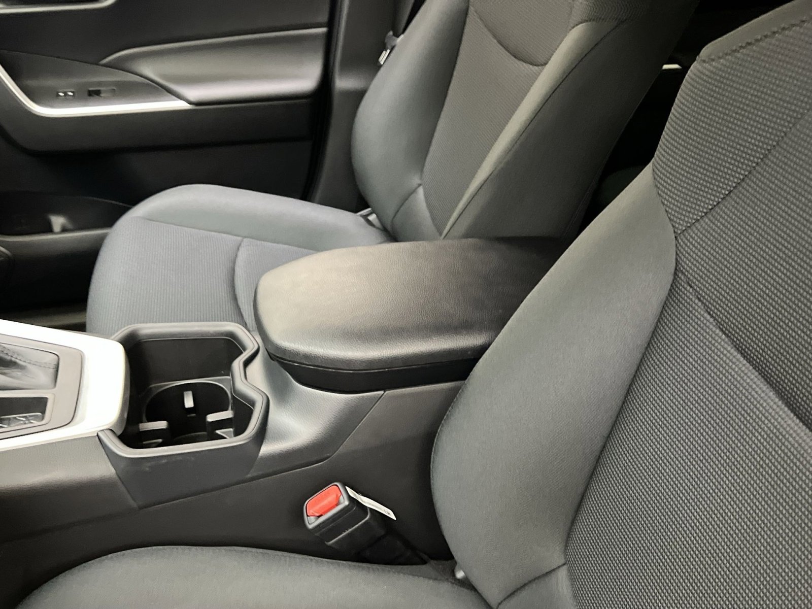 New 2025 Toyota RAV4 LE image 18