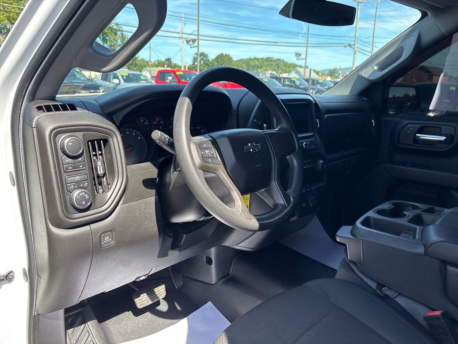 Used 2019 Chevrolet Silverado 1500 Custom Trail Boss w/ Custom Convenience Package AWD/4WD image 22