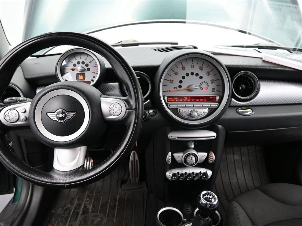 Used 2010 MINI Cooper S image 30