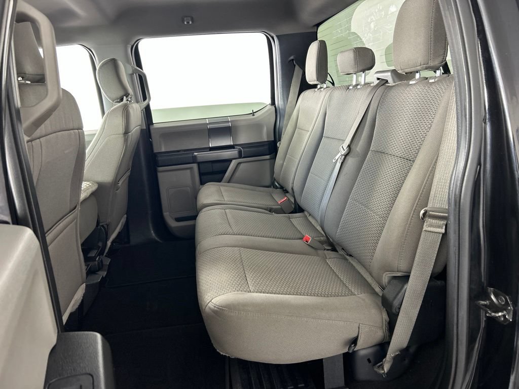 Used 2019 Ford F250 XLT w/ XLT Premium Package AWD/4WD image 24