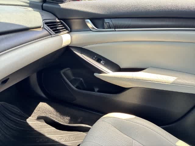 Used 2018 Honda Accord Touring image 33