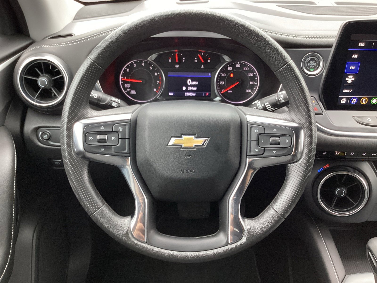 Used 2025 Chevrolet Blazer LT image 17