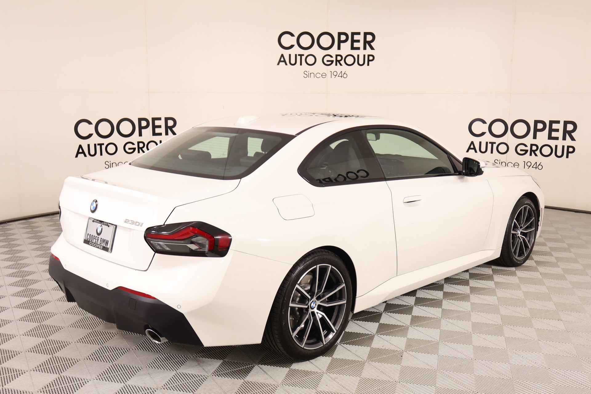 Used 2026 BMW 230i Coupe RWD image 21