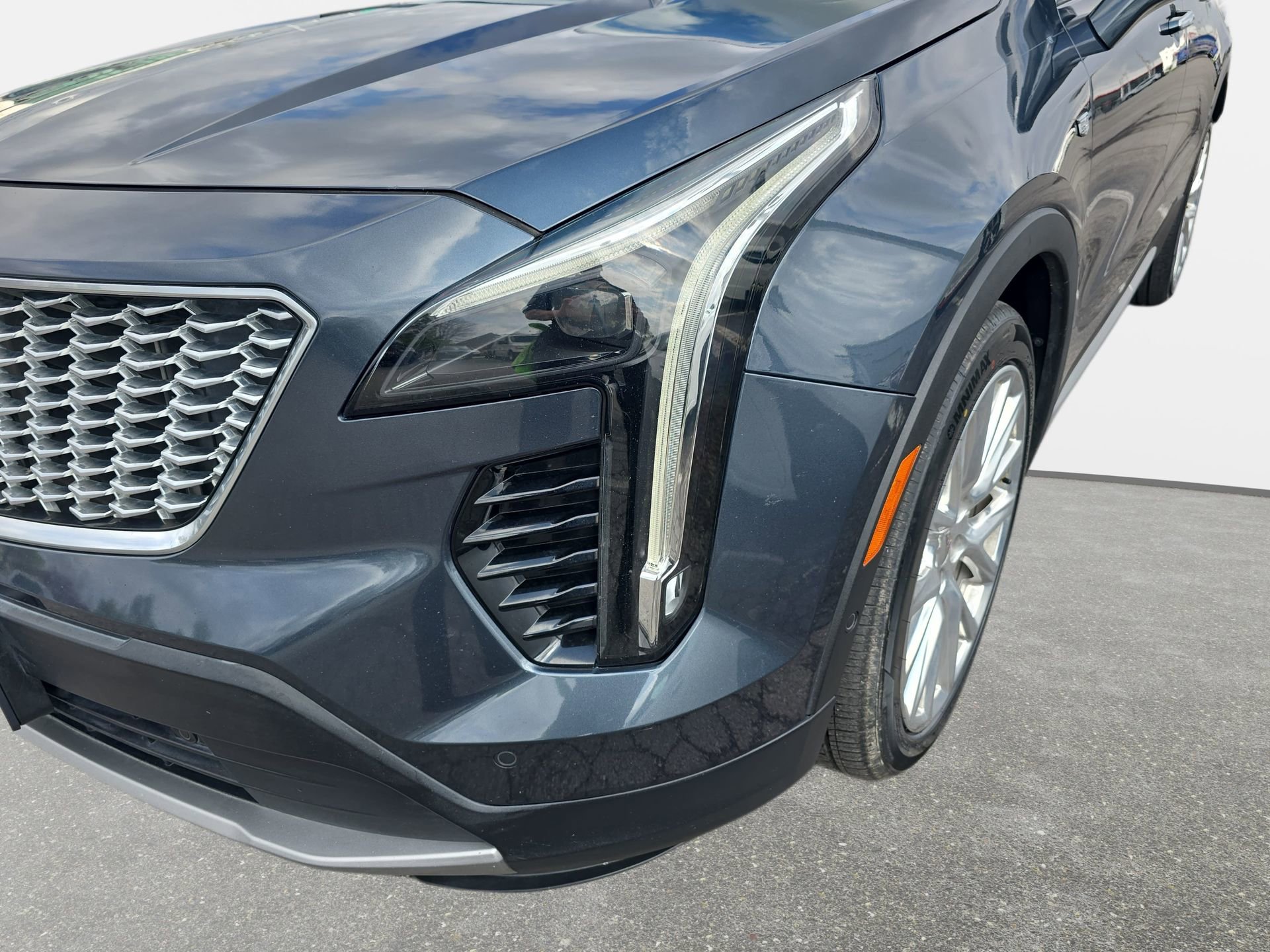 Used 2019 Cadillac XT4 Premium Luxury image 30
