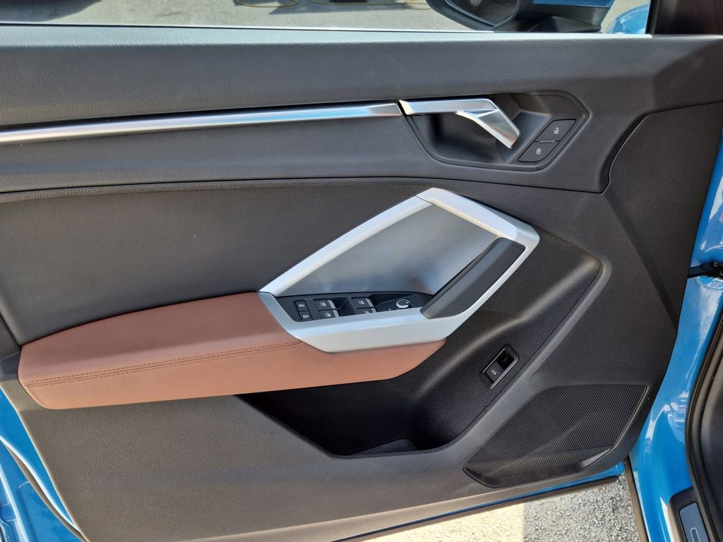 Used 2021 Audi Q3 2.0T Premium Plus w/ Premium Plus Package image 18